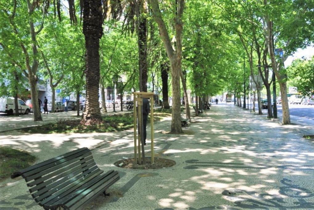 Mm2 Center * Baixa/rossio * Castle View * Parking! Apartamento