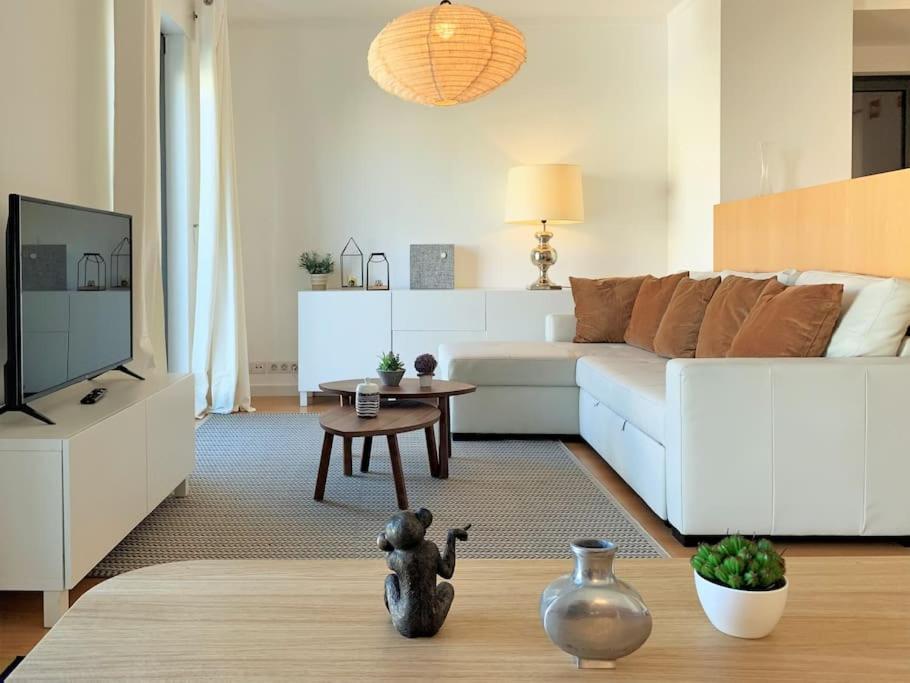 Mm2 Center * Baixa/rossio * Castle View * Parking! Apartamento *