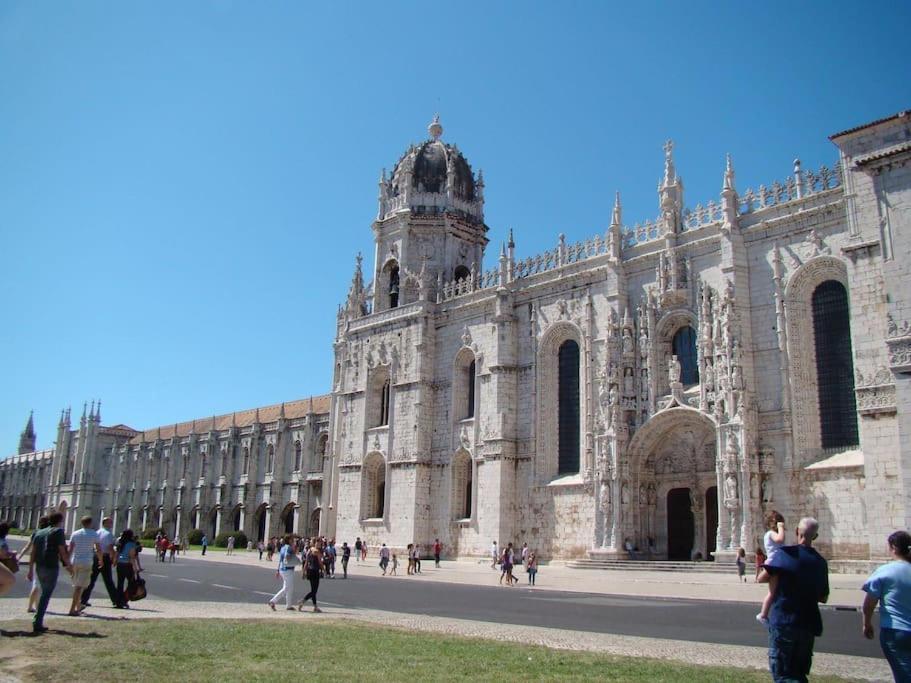 Mm2 Center * Baixa/rossio * Castle View * Parking! Apartamento