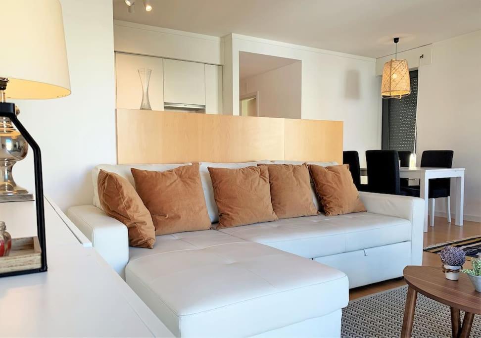 Mm2 Center * Baixa/rossio * Castle View * Parking! Apartamento