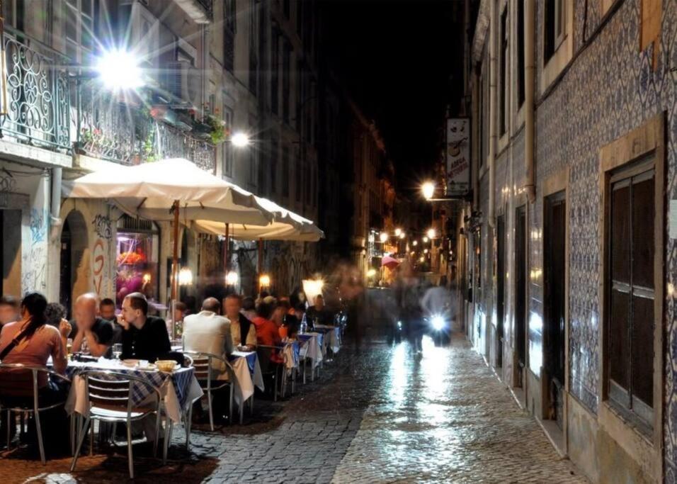 Mm2 Center * Baixa/rossio * Castle View * Parking! Apartamento *